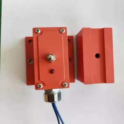 定長剪切用紅外線光電開關(guān)RM30-3024NK|對射式光電開關(guān)ZL20-3032PK 定長剪切用紅外線光電開關(guān)RM30-3024NK|對射式光電開關(guān)ZL20-3032PK